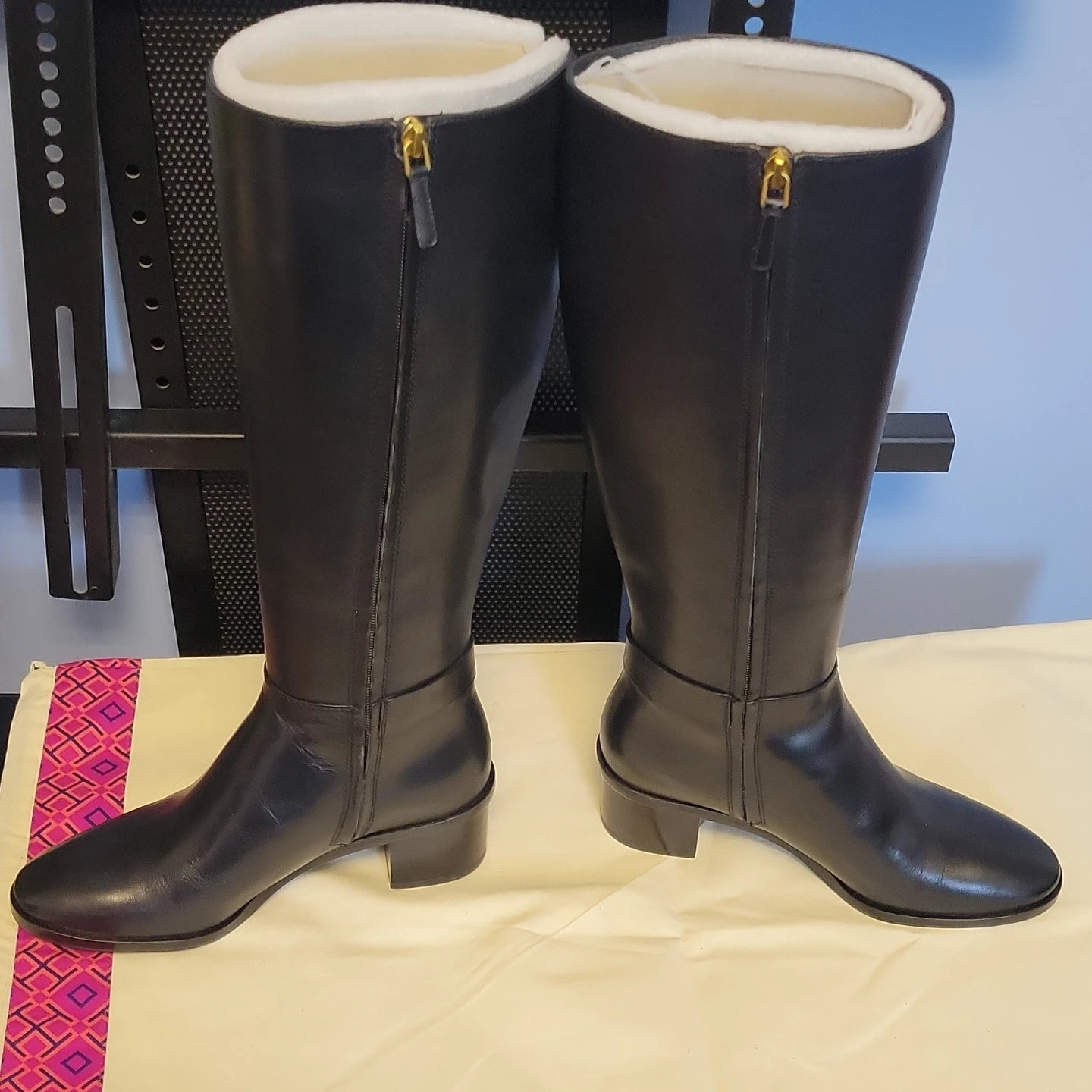 Tory Burch Black Leather Riding Boots - photo 4