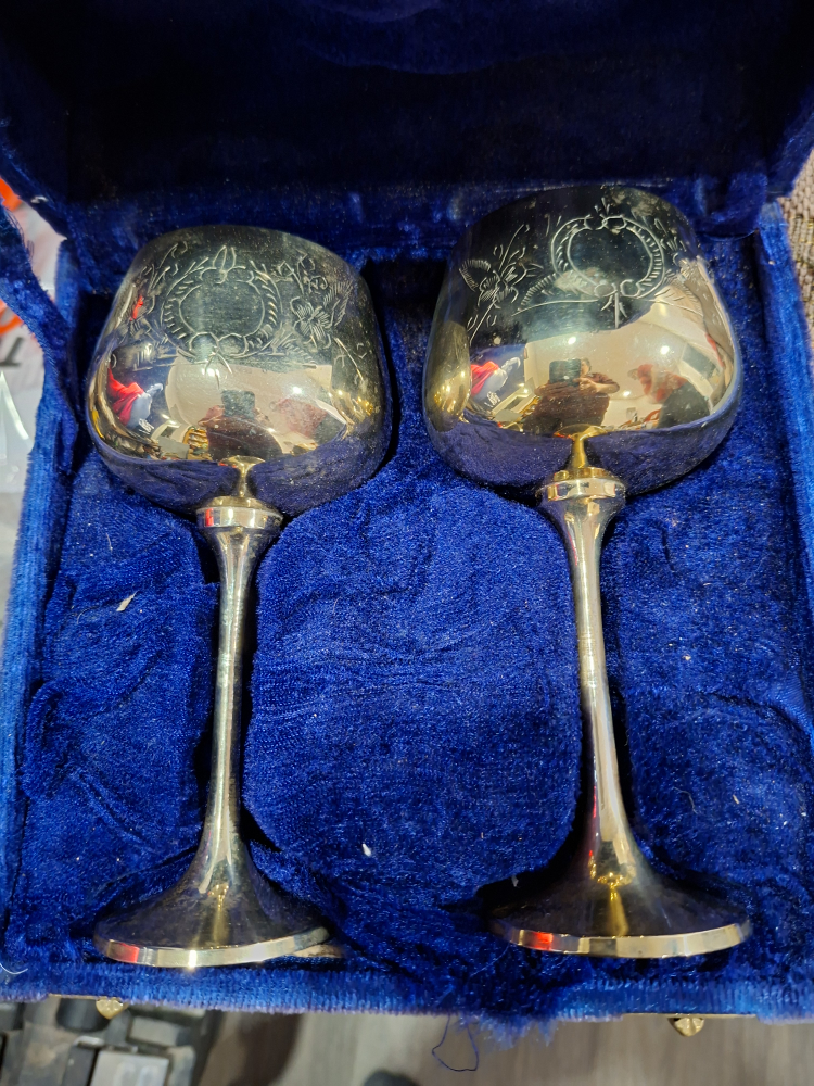 Set of 2 Engraved Goblets - photo 2