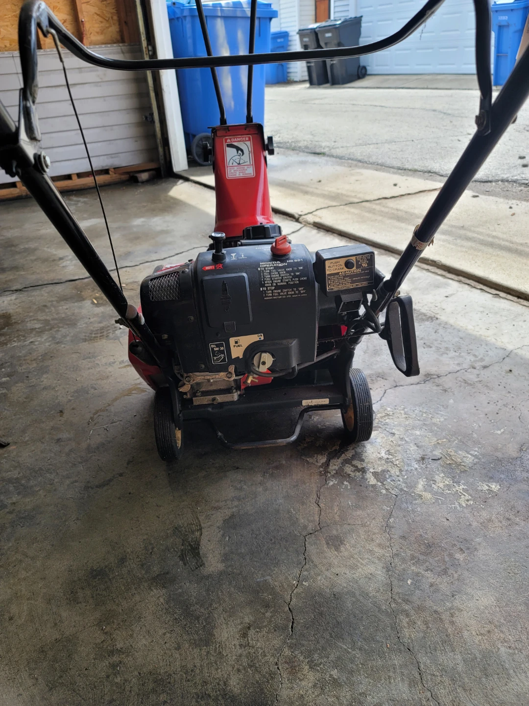 Honda HS621 Snowblower - photo 4
