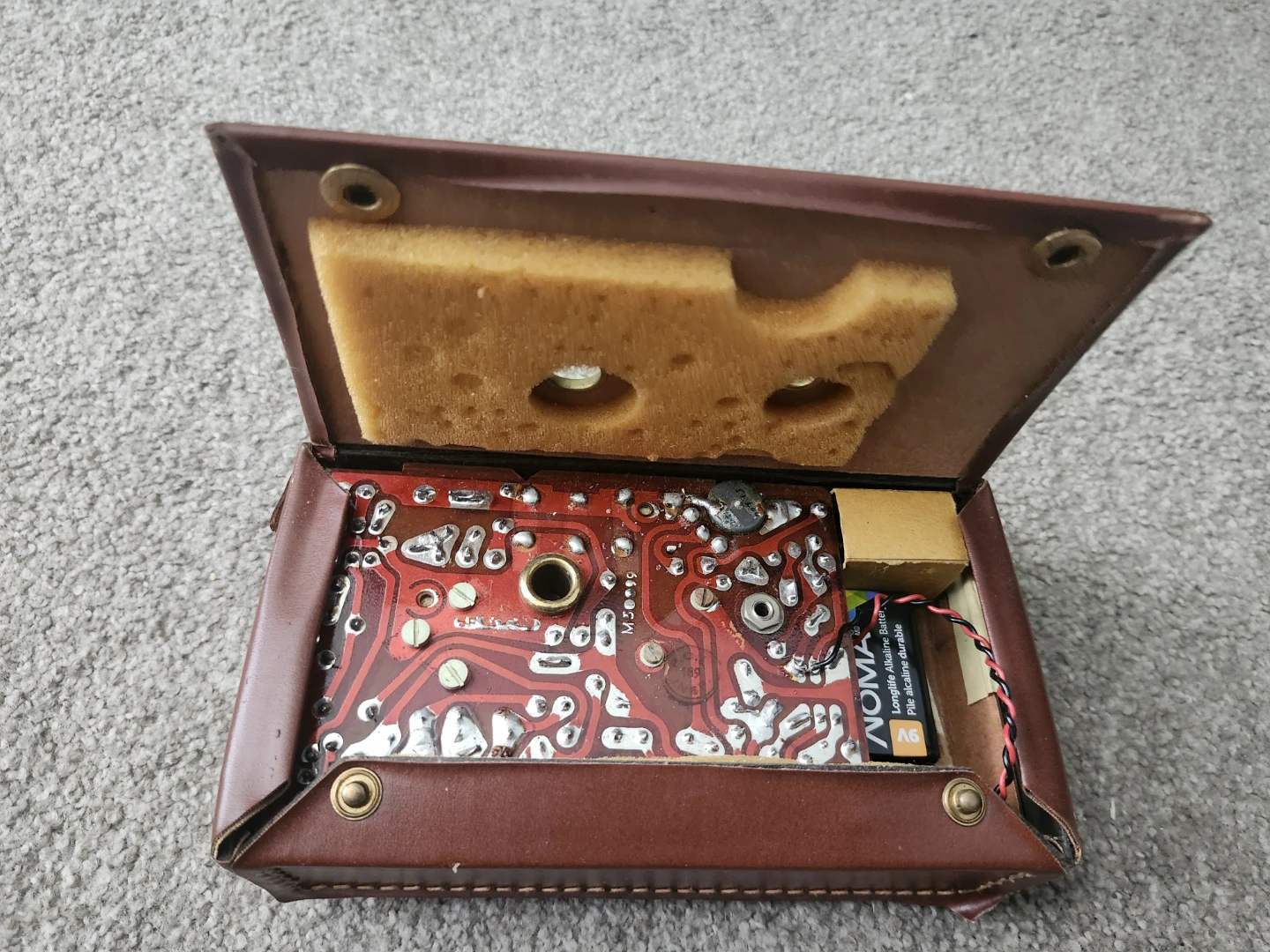 Ferguson Portable Transistor Radio - photo 5