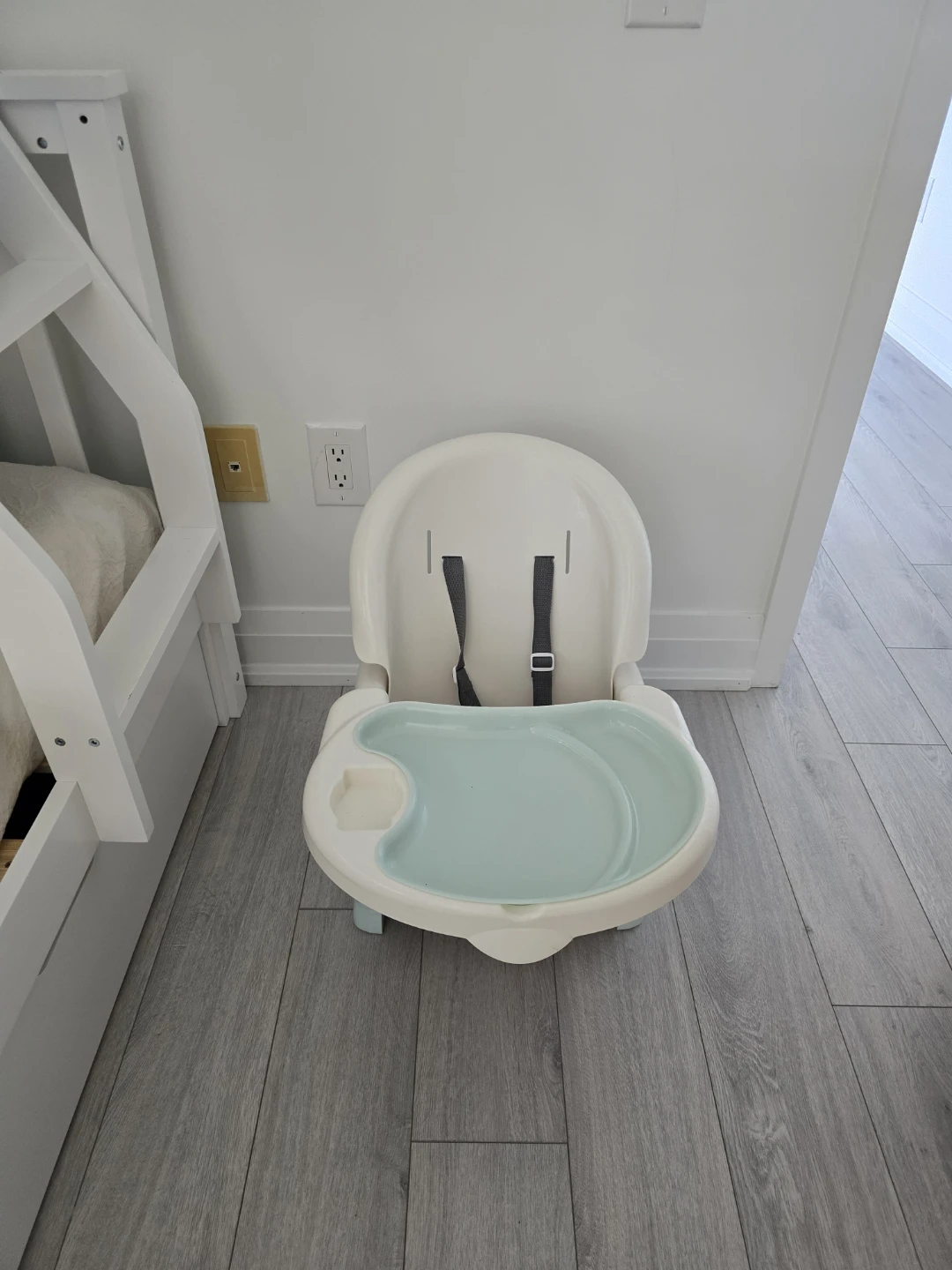 Safety 1st Booster Seat - photo 4