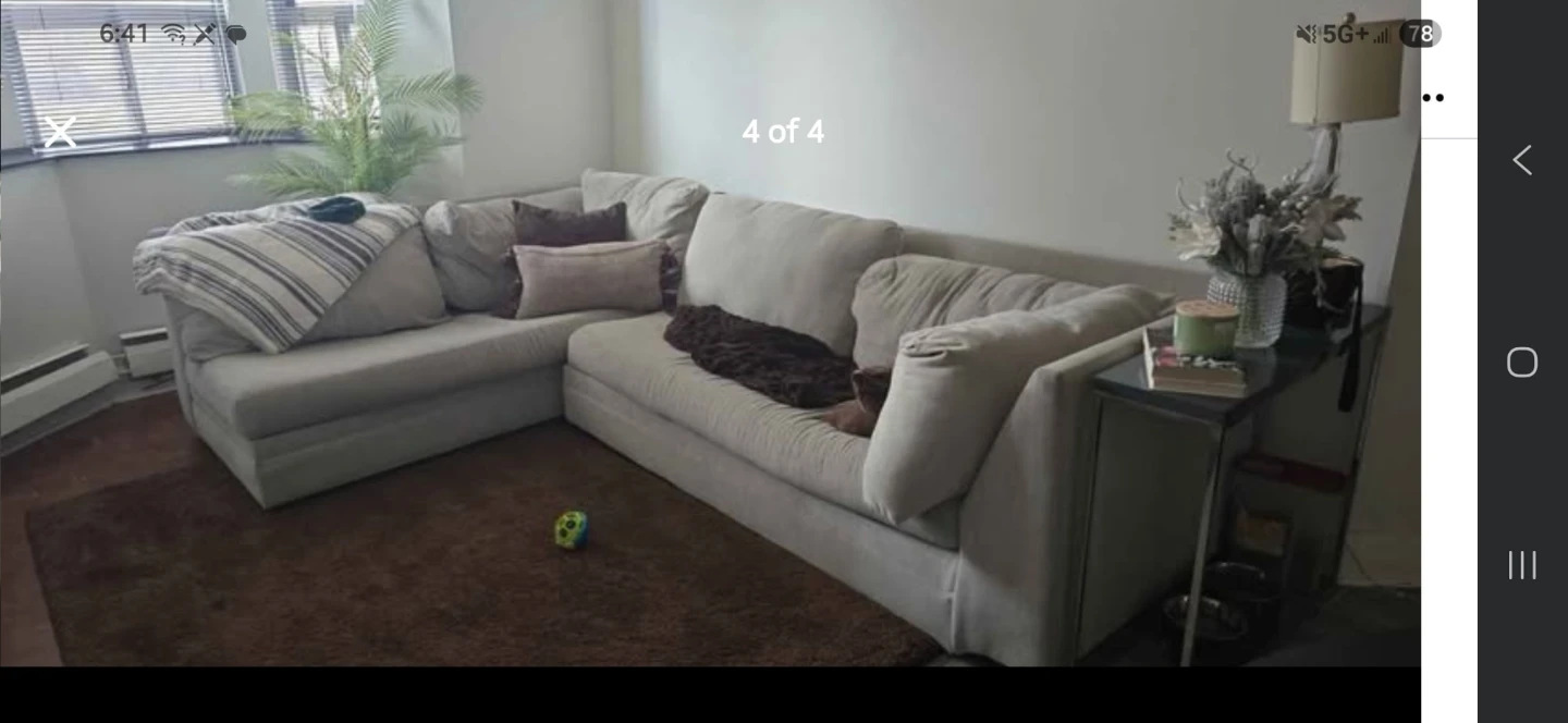 Sectional couch - photo 4