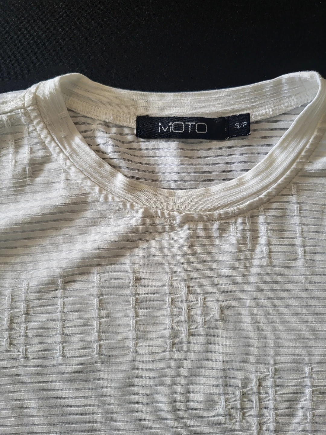 MOTO White Textured T-Shirt Size S/P - photo 2