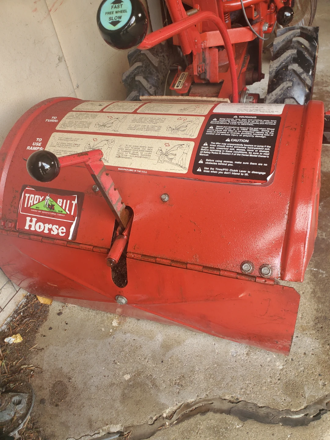 Troy-Bilt Tiller with Kohler Magnum 8 Engine - photo 3