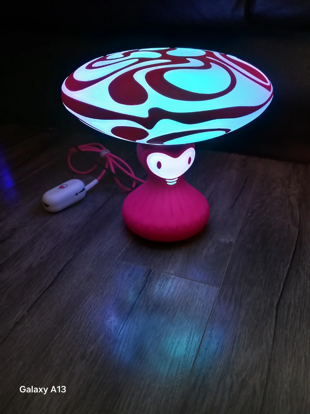Wisdom Truffle Moon Lamp in pink designed by Karim Rashid. - photo 2