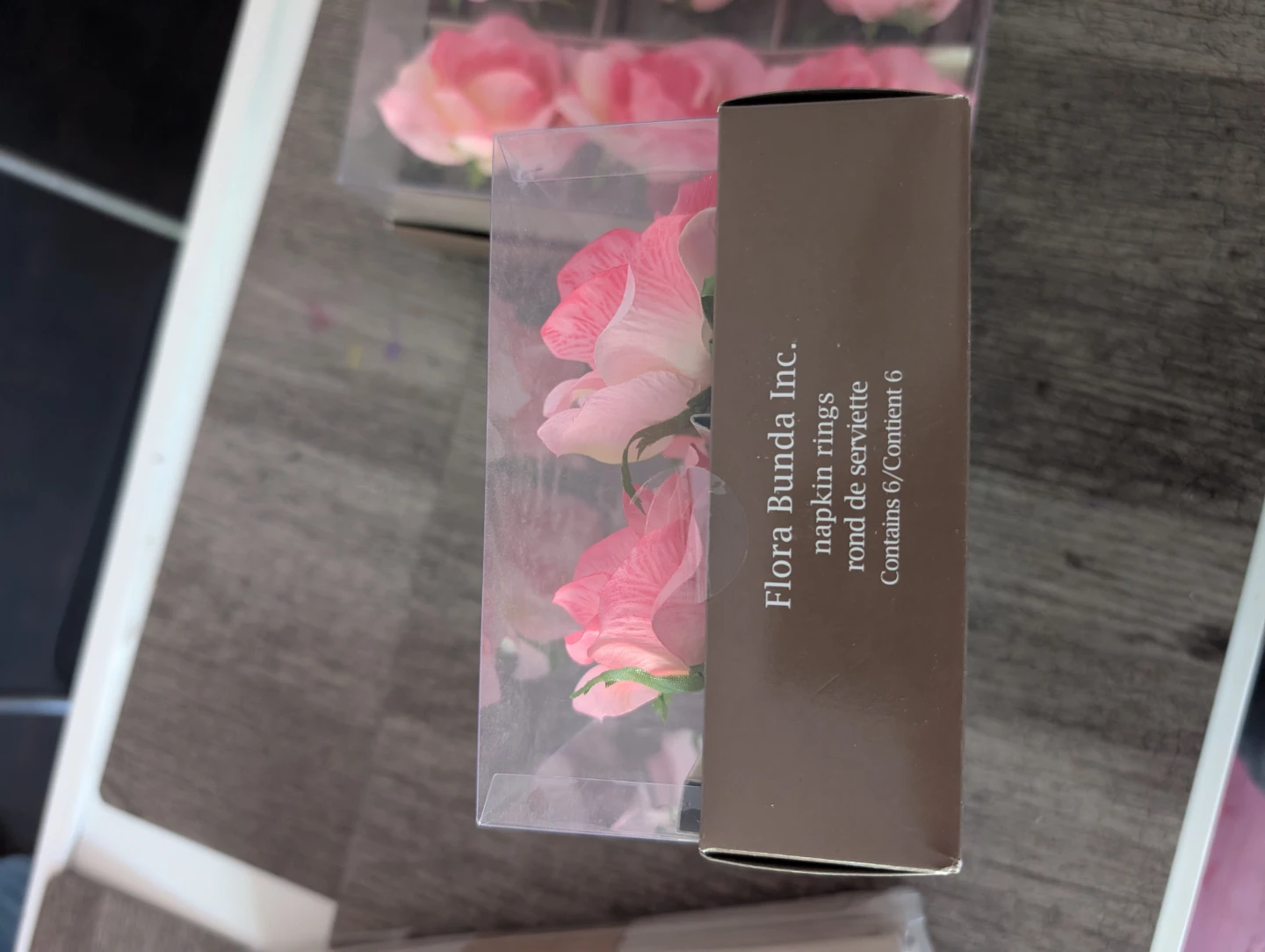 Chateau Easy Care Napkins with Flower Holders - photo 4