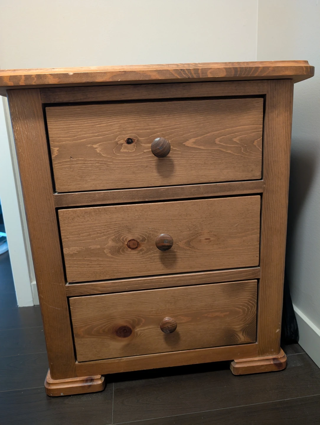 Wooden 3-Drawer Nightstand