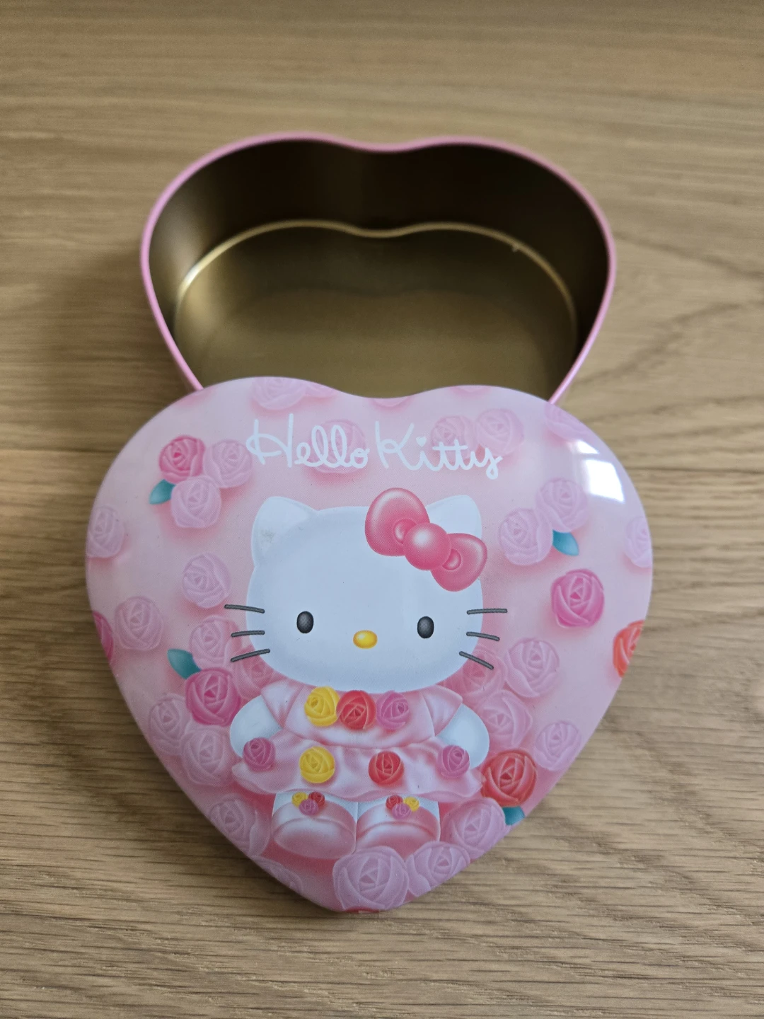 Vintage Hello Kitty Heart Shaped Tin Organizer Box