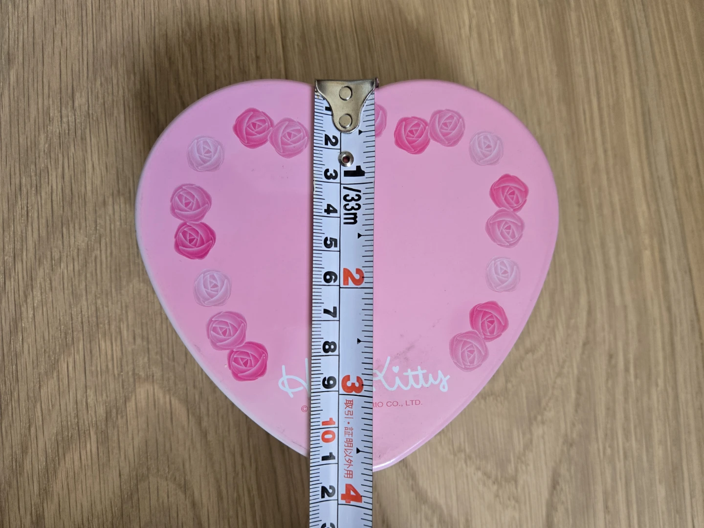 Vintage Hello Kitty Heart Shaped Tin Organizer Box - photo 4