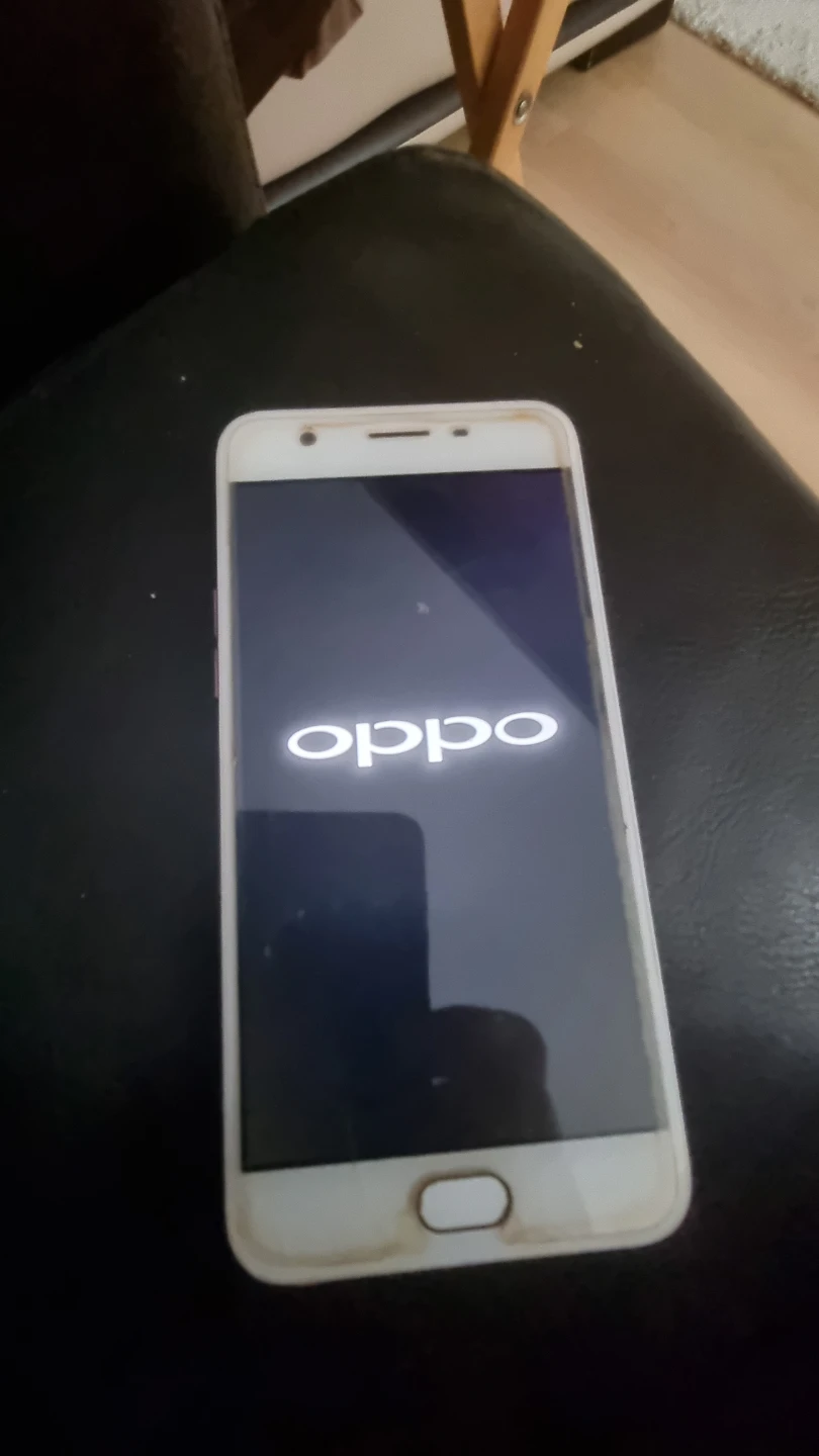 Oppo Rose Gold Smartphone