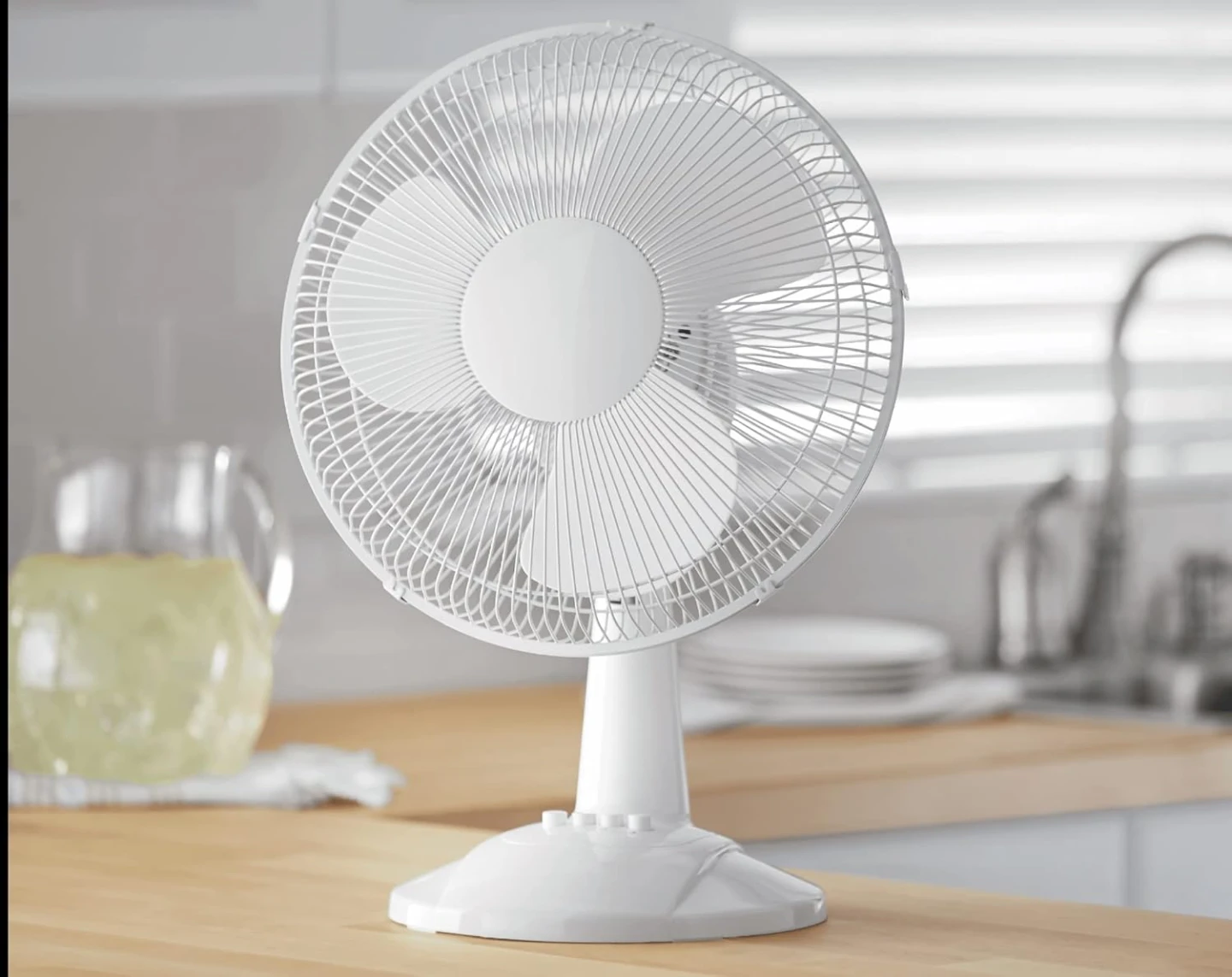 White 12 Inch Plastic/Steel Table Fan by MAINSTAYS - photo 4