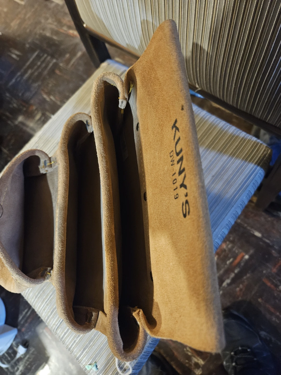Kuny's DW-1019 Suede Tool Pouch - photo 4