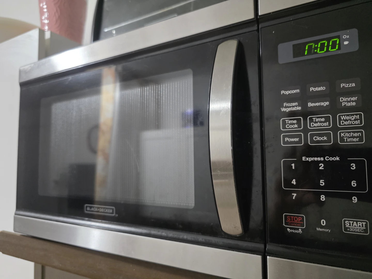 Black+Decker Microwave Oven