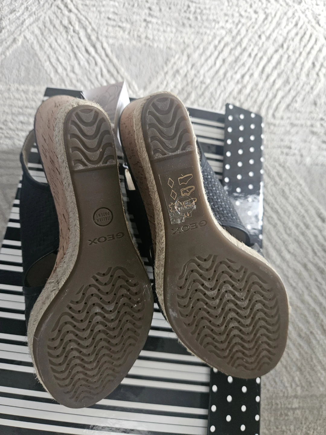 Geox Respira Black Wedge Sandals - photo 3