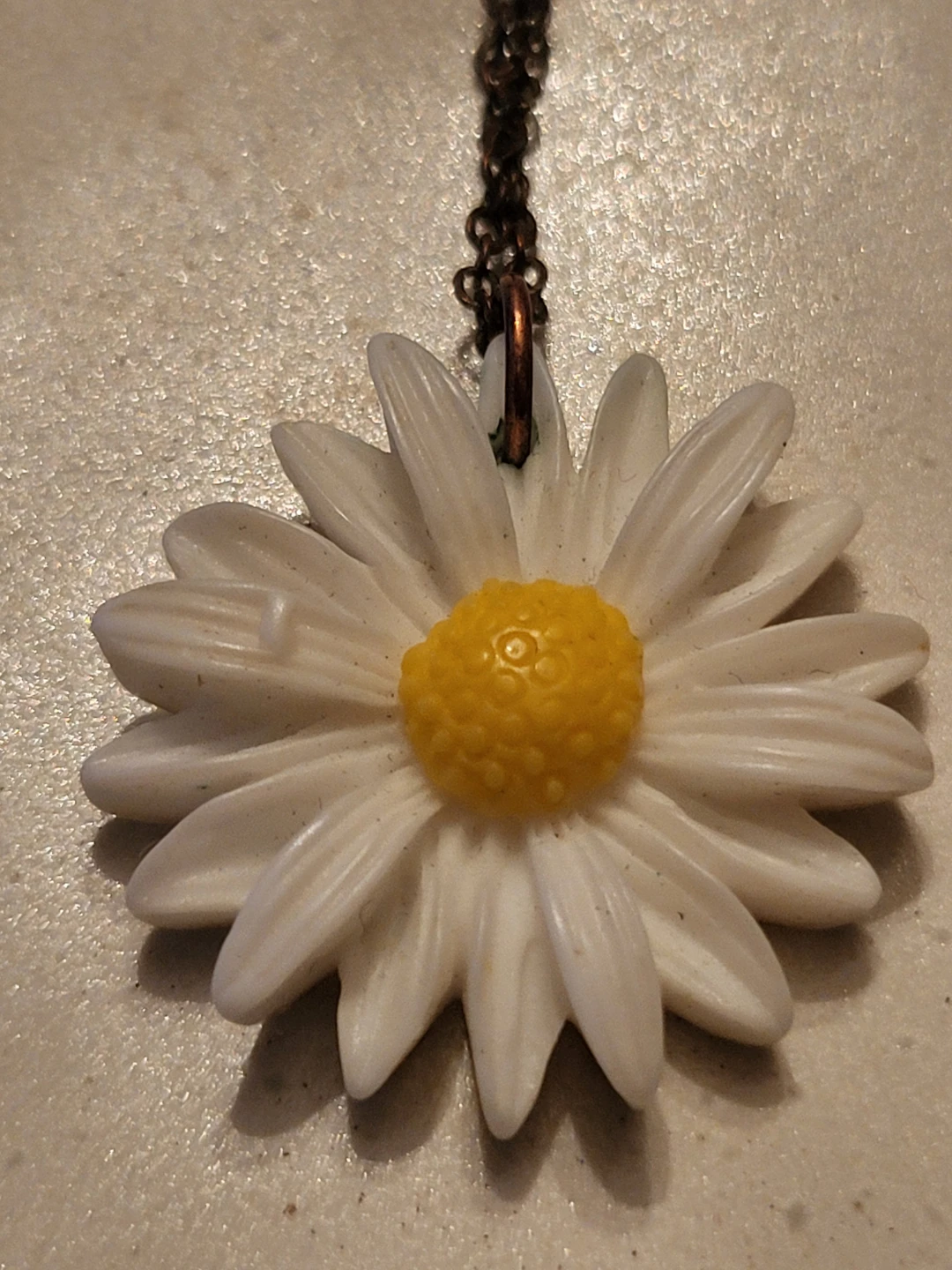 Daisy Flower Pendant Necklace