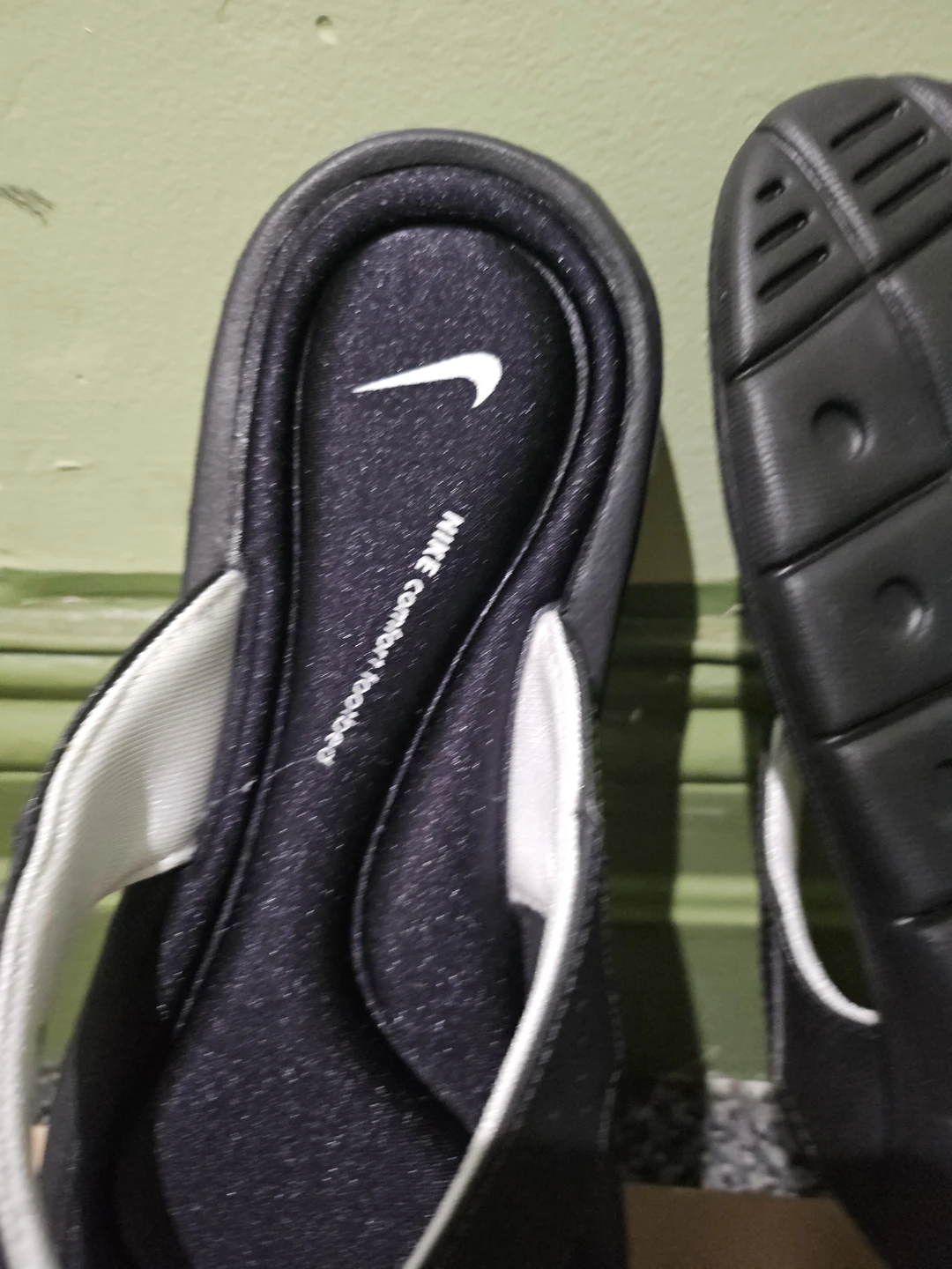 Nike Comfort Thong Flip Flops - Black - Size 11 - photo 5