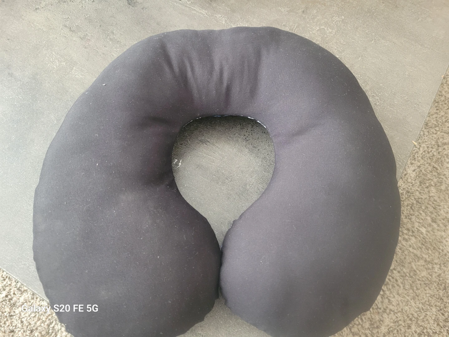 U-Shaped Travel Pillow - photo 3