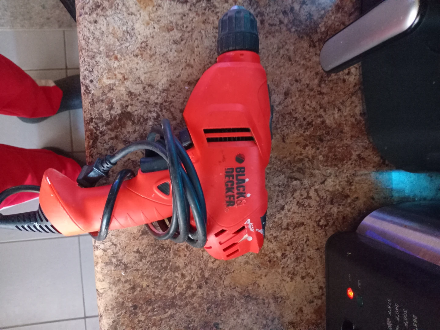 Black+Decker DR201 Corded Drill