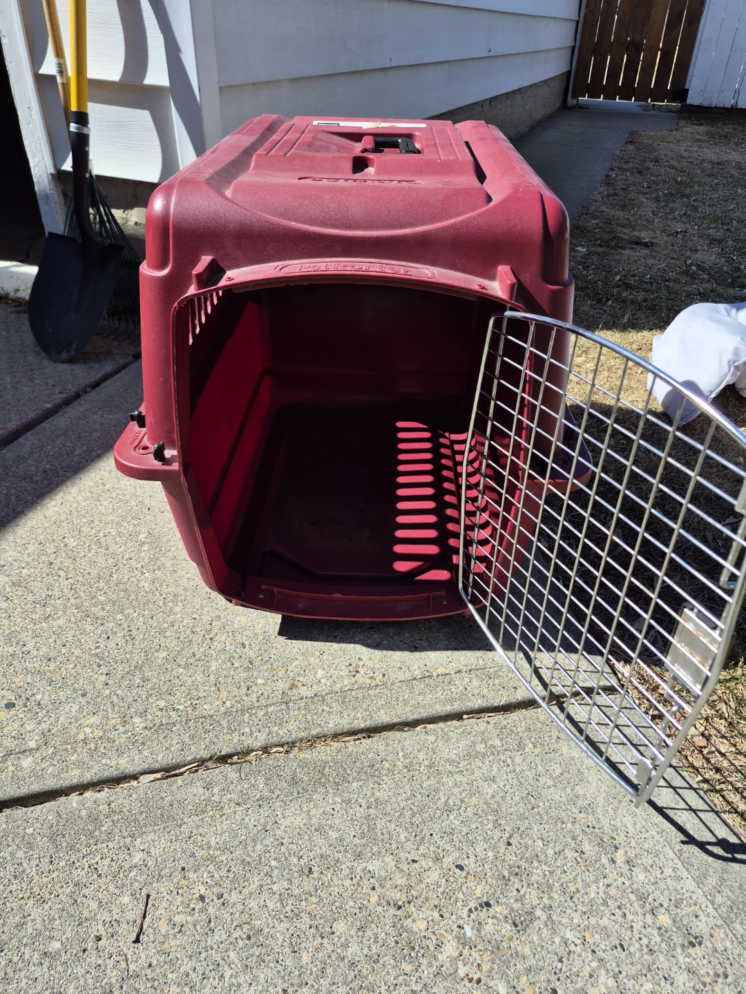 Pet Porter Dog Crate - photo 2