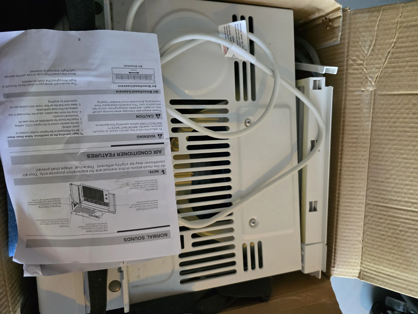 RCA 5000 BTU Mechanical Window Air Conditioner - photo 3