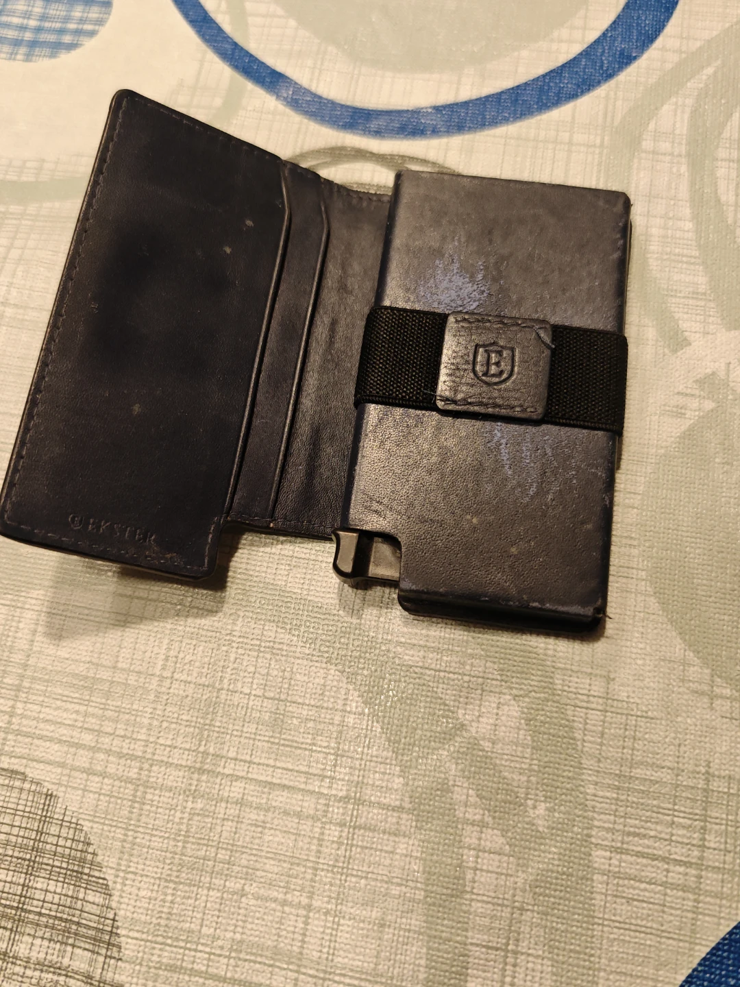 RFID wallet