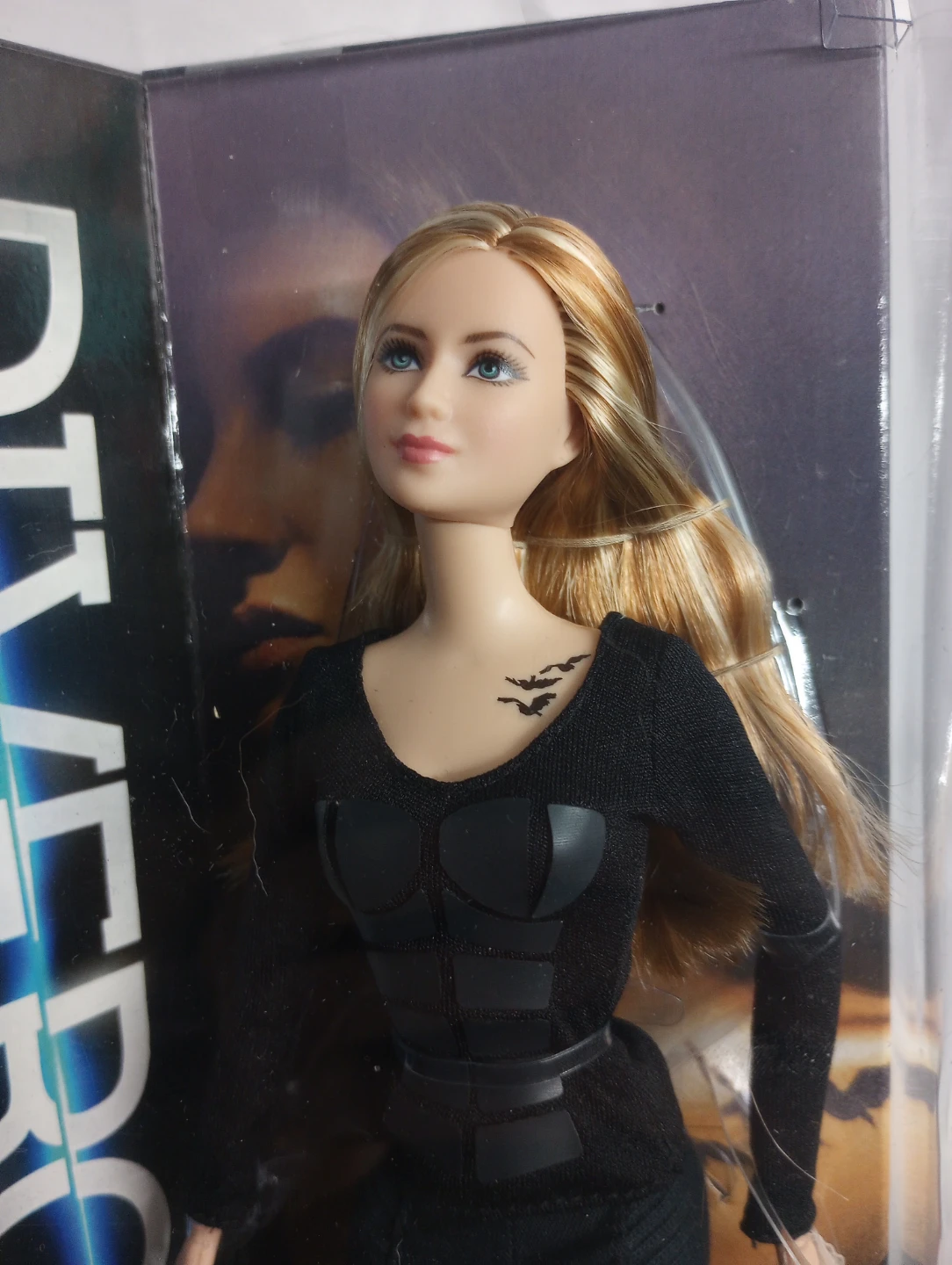 Divergent Tris and Four Barbie Collector Dolls - photo 3