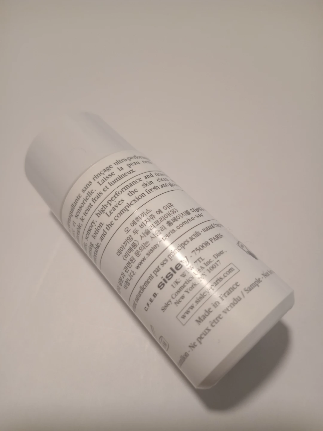 Sisley Paris Gentle Make-Up Remover - 30 ml - photo 2