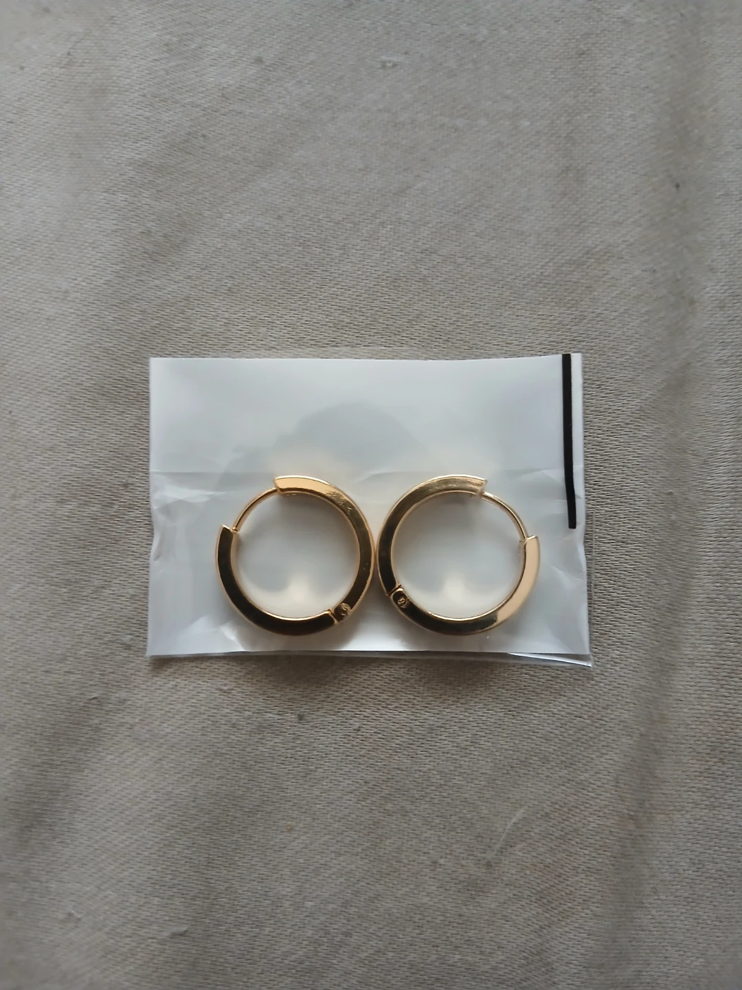 18K Gold Plated Stainless Steel Greek Key Hoop Earrings - photo 2