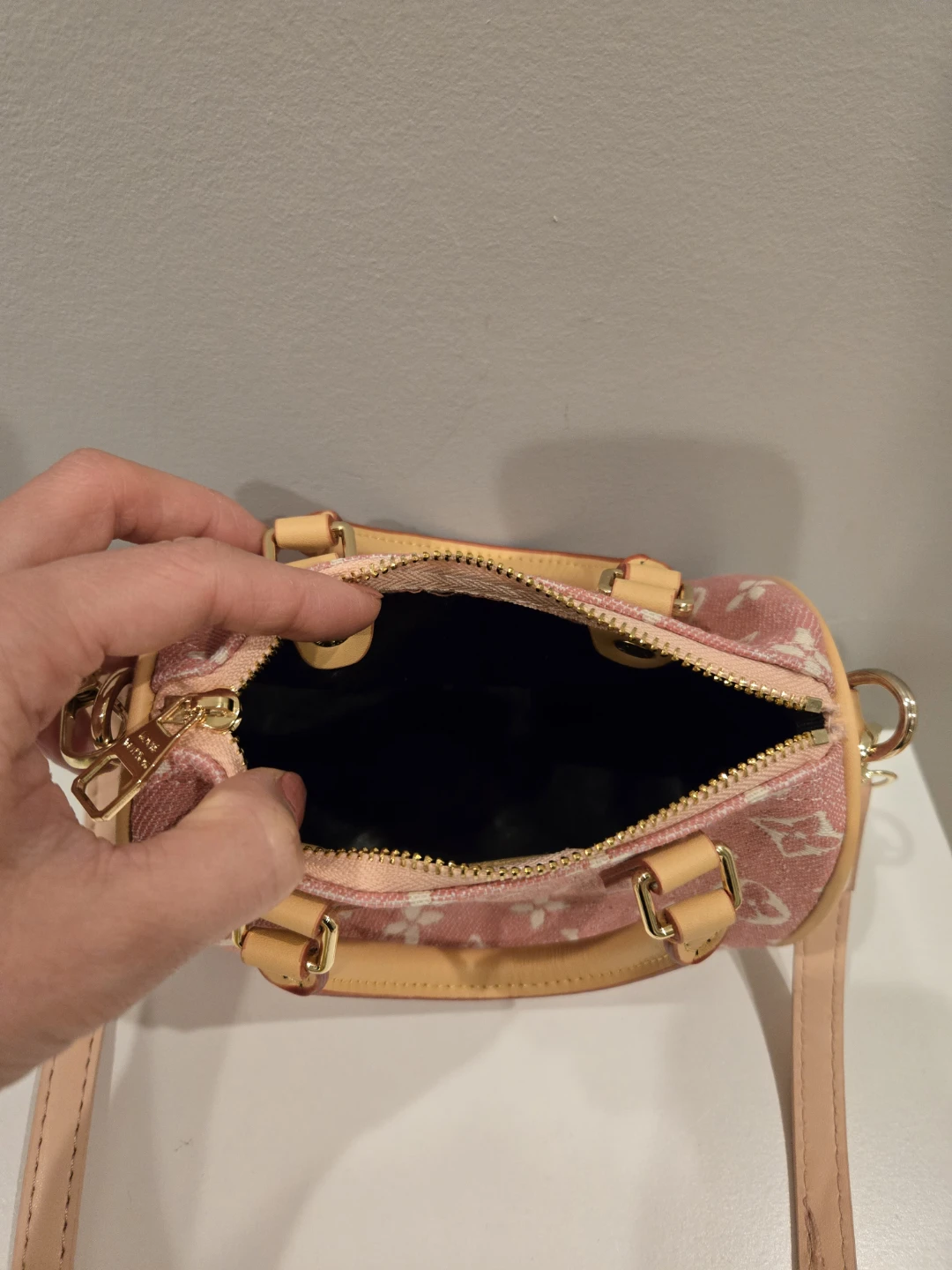 Louis Vuitton Pink Mini Speedy Nano Crossbody Satchel Bag 16cm - photo 2