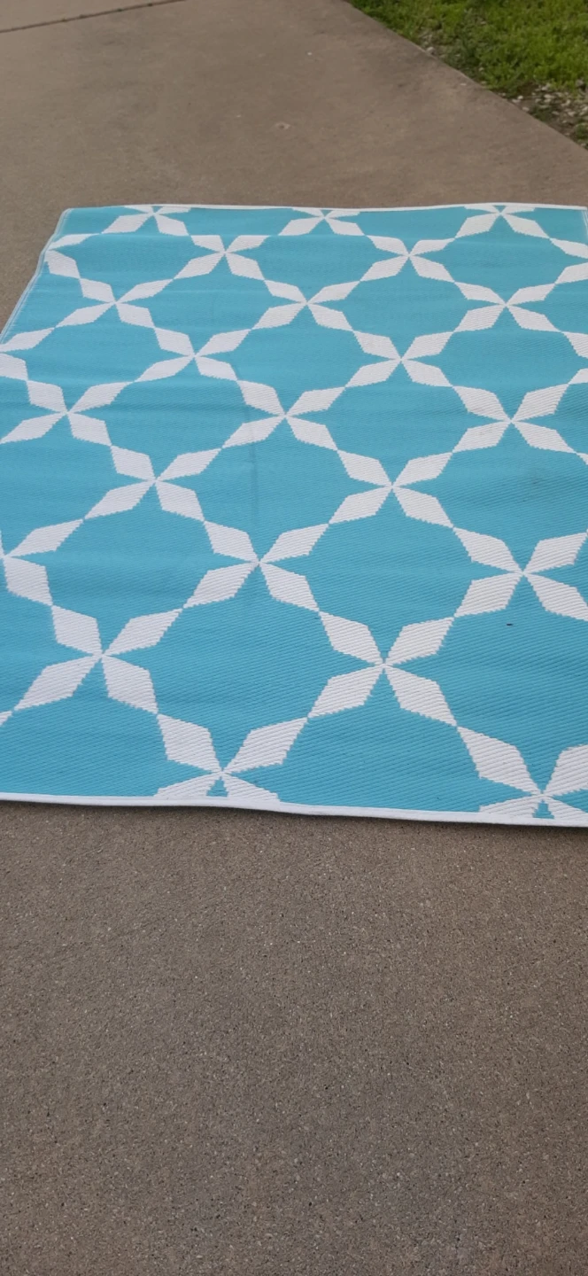 Huntington Home Olefin Outdoor Mat.