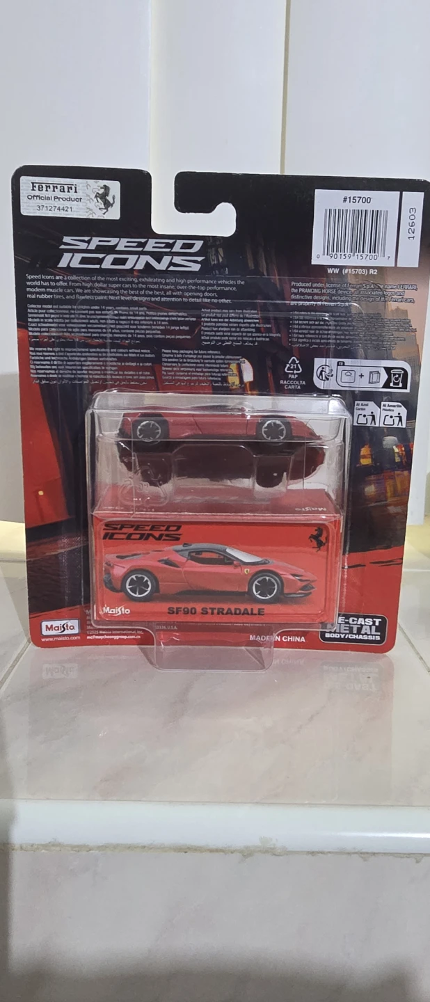 Maisto Speed Icons Ferrari SF90 Stradale Die-Cast Model 1:64