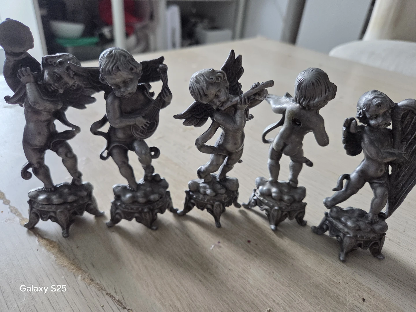 Antique metal Set of 5 Cherub Figurines - photo 2