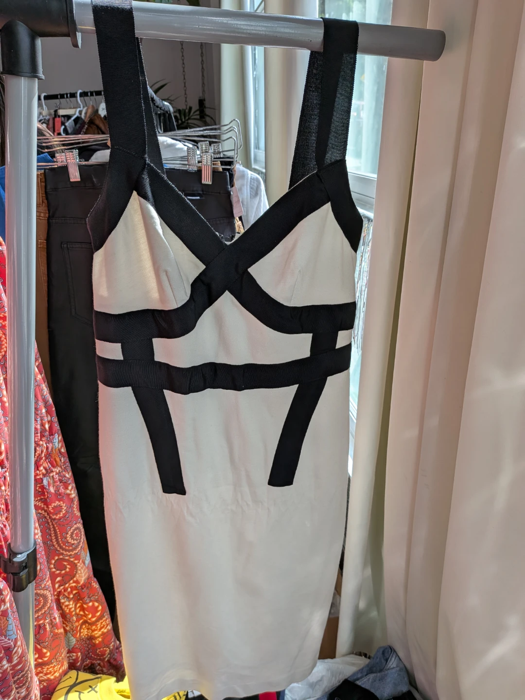 Mexx White & Black Strap Dress Size 32