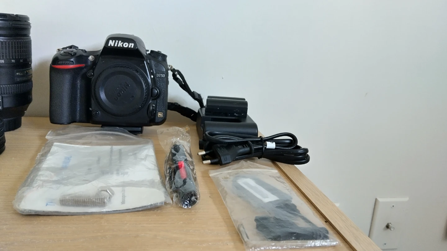 Nikon D750 + 3 lenses - photo 4