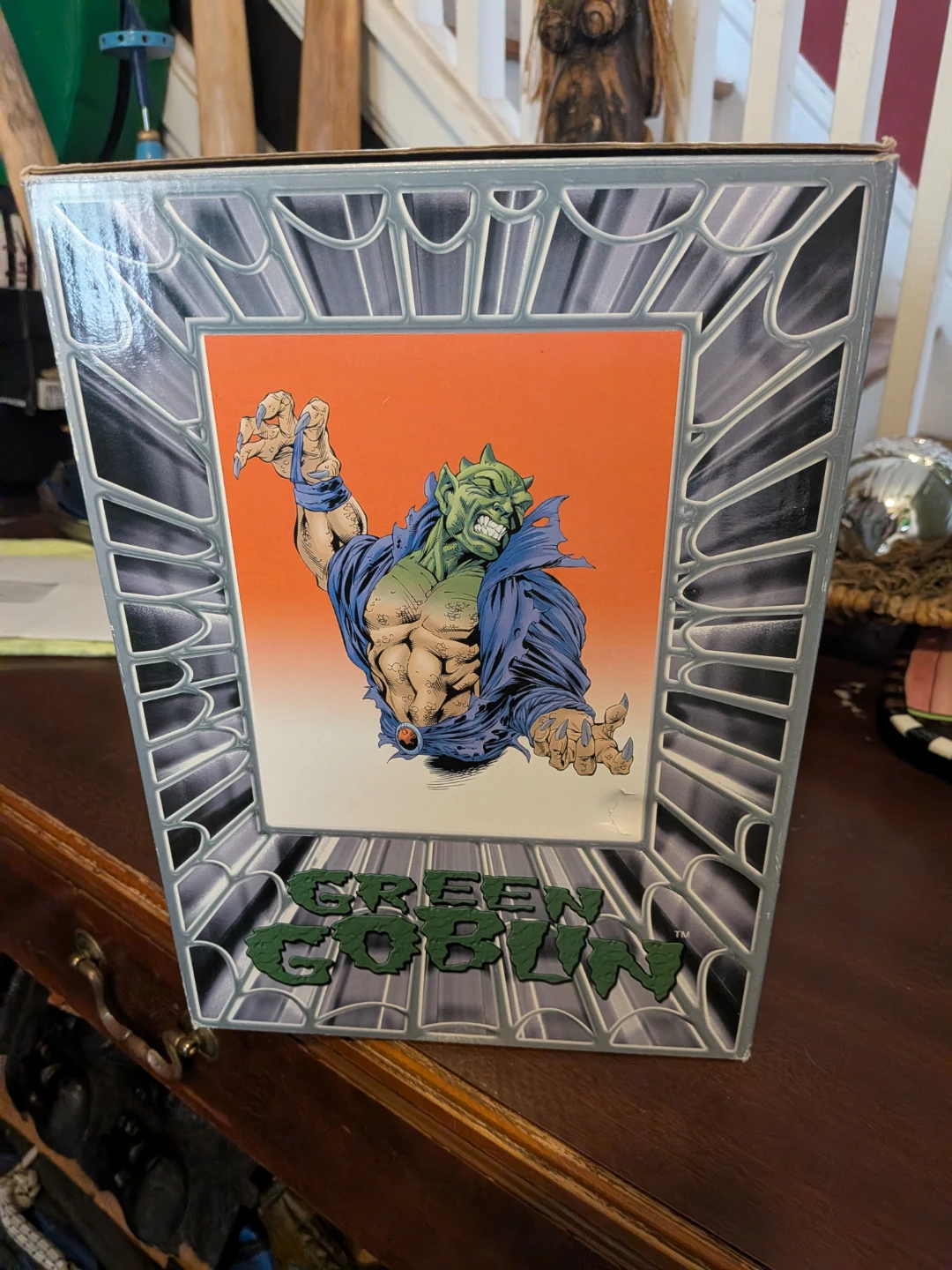 Ultimate Spider-Man Green Goblin Bust - photo 3