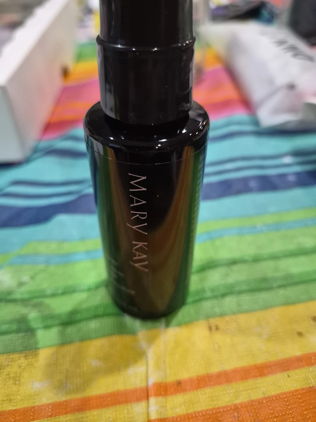 Mary Kay Makeup Finishing Spray 2 Fl. Oz. - photo 2