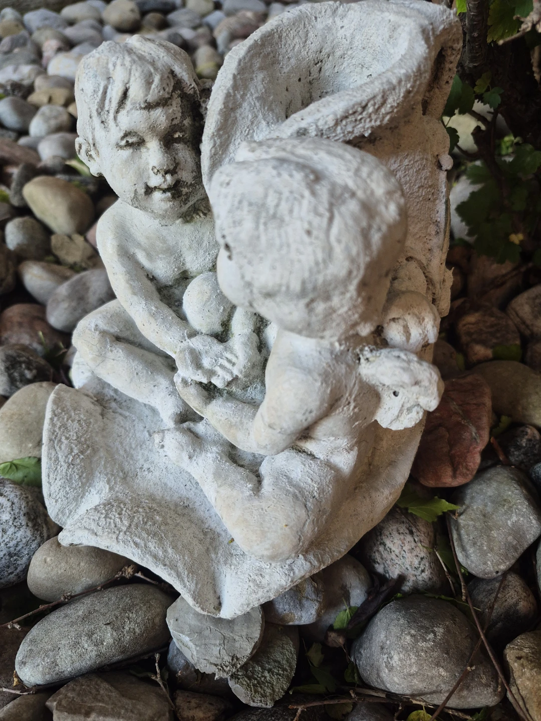 Cherub Angel Garden Statue - photo 2