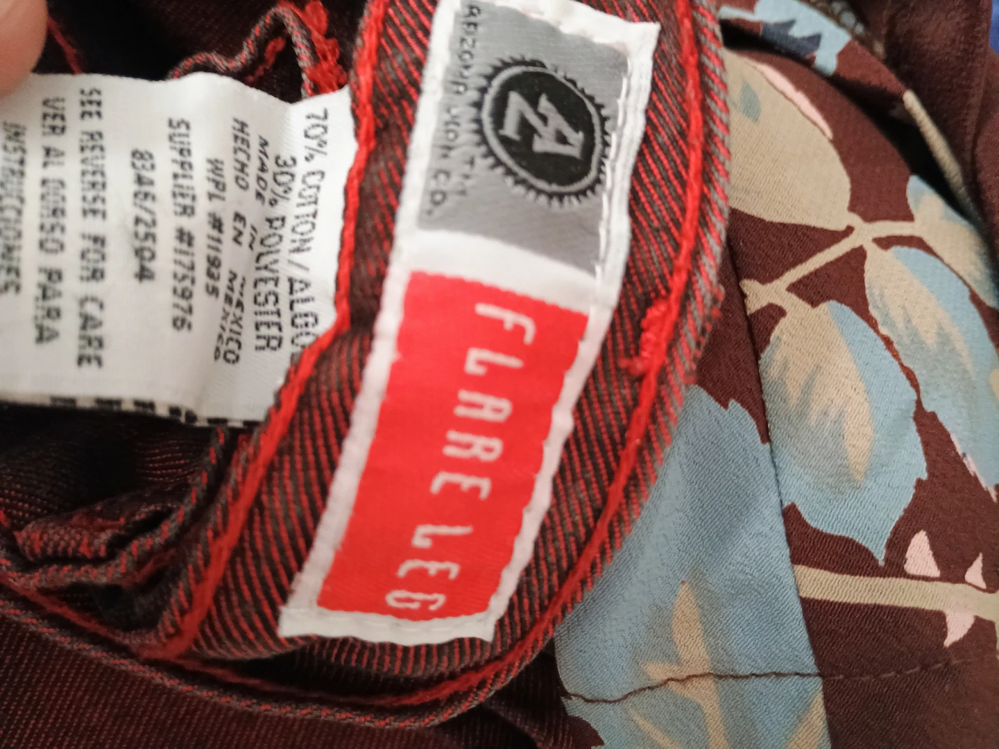 Flare Leg Women's Jeans Red - photo 2