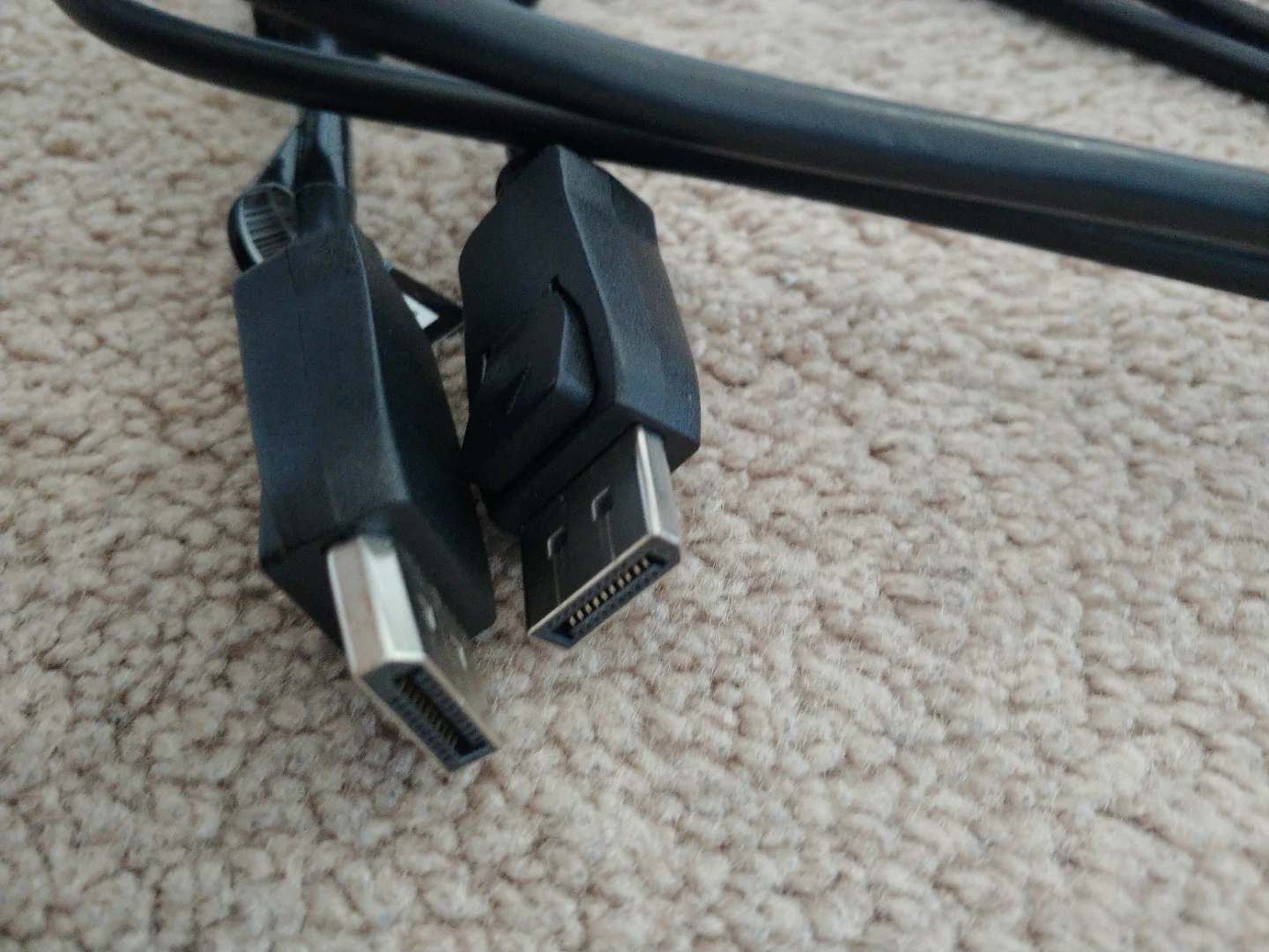 Black DisplayPort Cable - photo 5