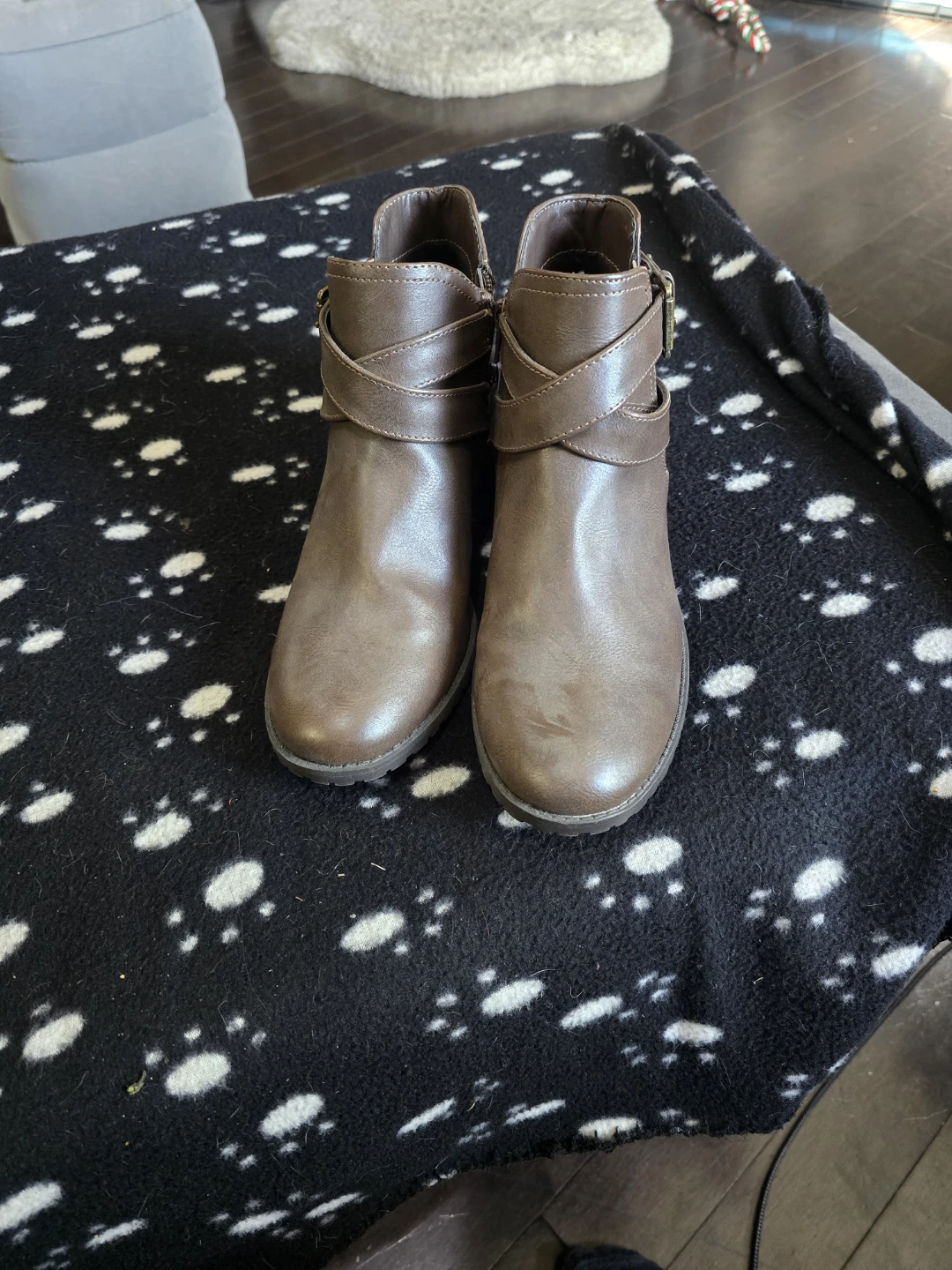 Time and Tru Brown Ankle Boots Size 8 - photo 2