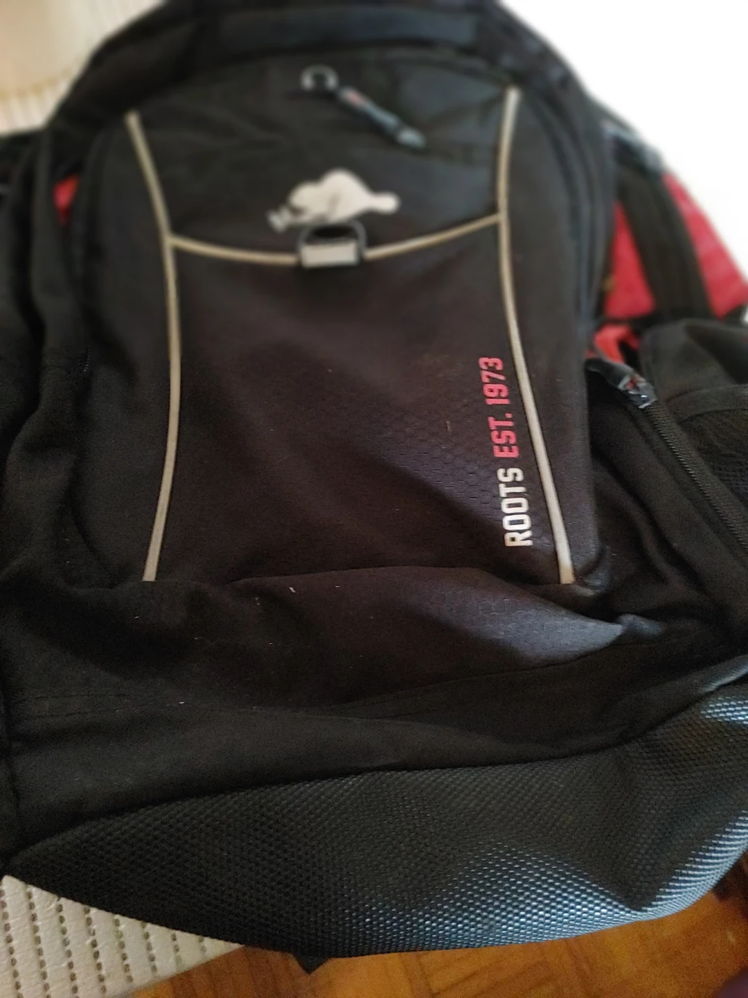 Roots Backpack Black Red