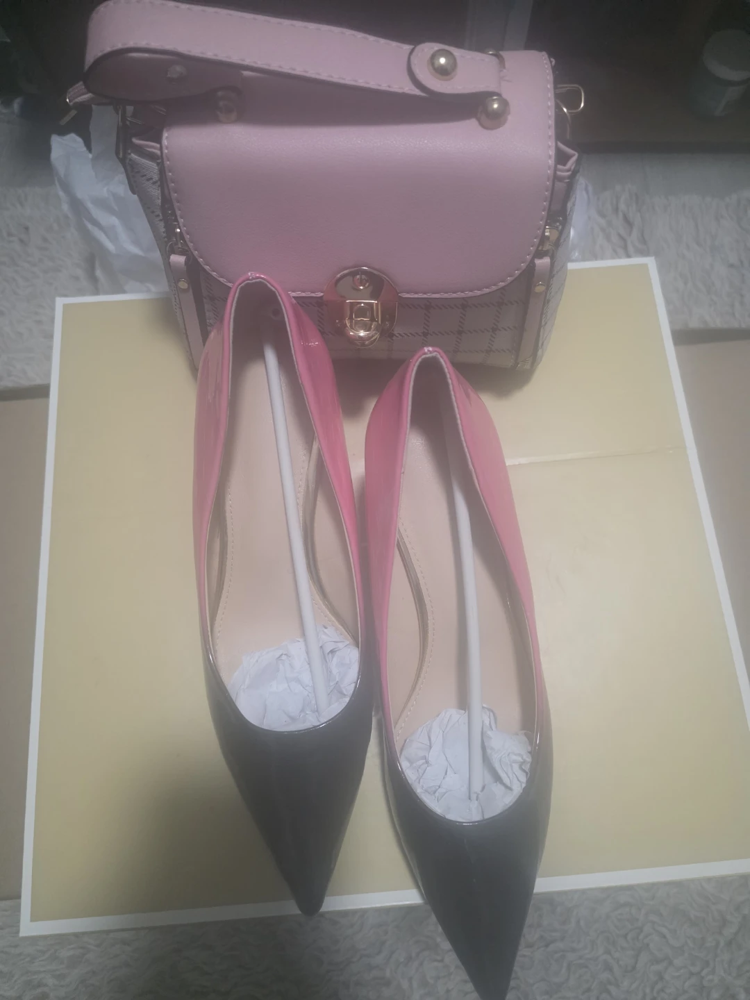 Women's Pink and Black Pumps and Handbag Set - photo 2