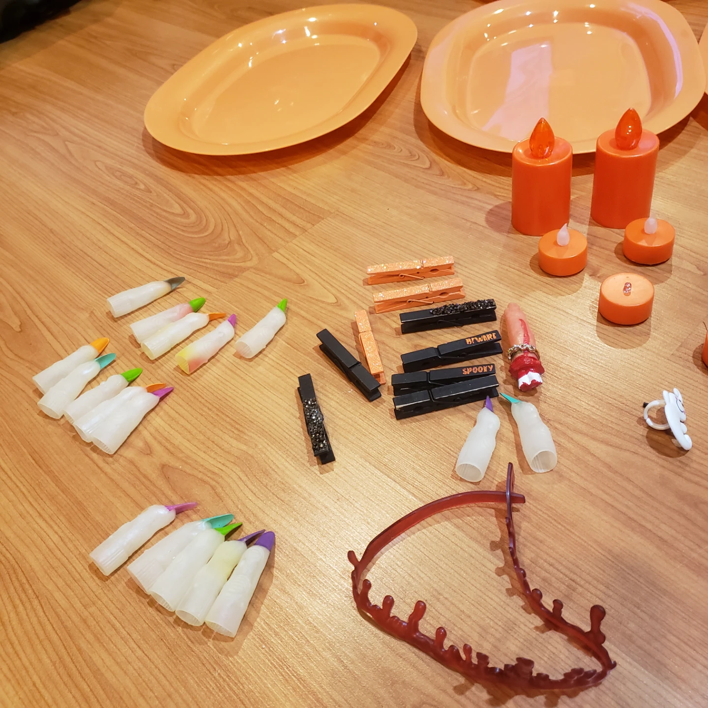 Halloween Party Decor & Treat Set - photo 2