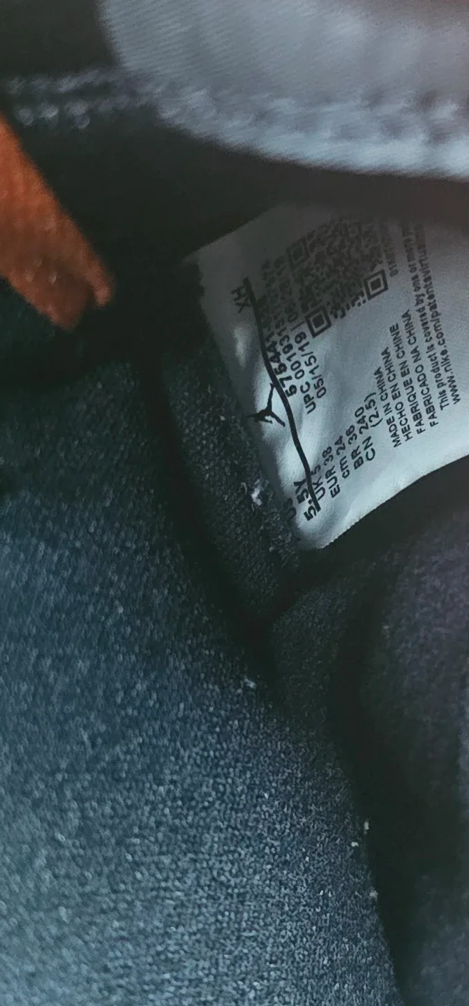 Air Jordan 1 Retro High OG GS - photo 5