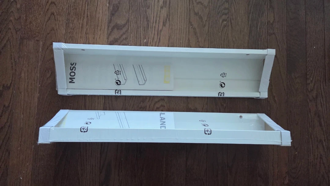 Wall shelf - IKEA MOSSLANDA