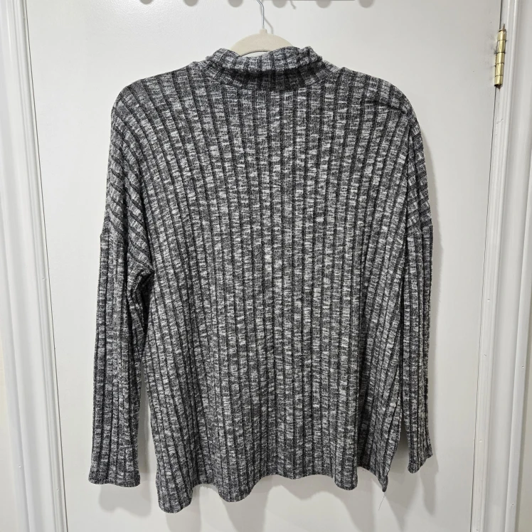 American Eagle Grey Ribbed Knit Flowy Turtleneck - photo 3