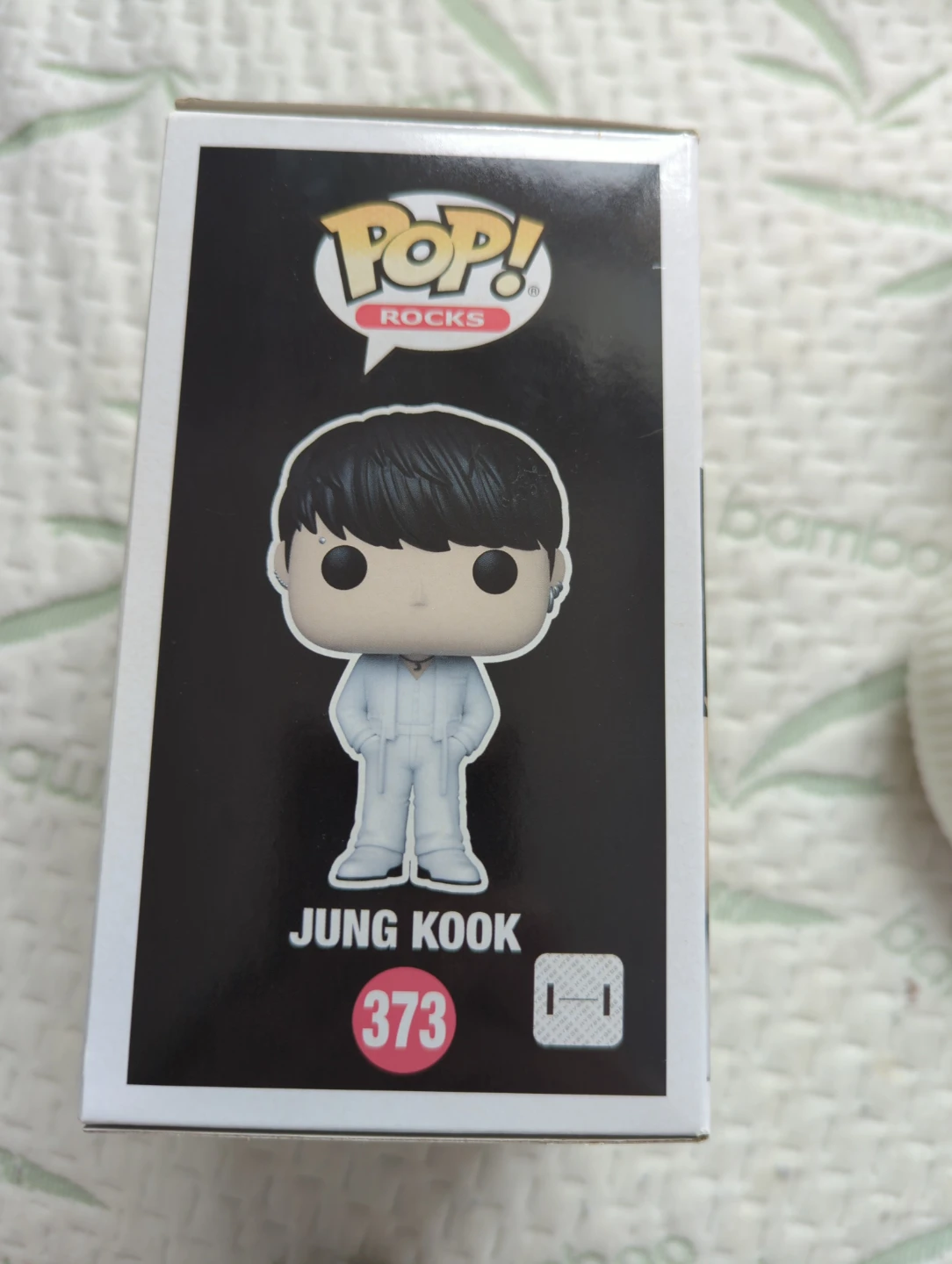Funko Pop! Rocks BTS Jung Kook #373 Vinyl Figure - photo 4