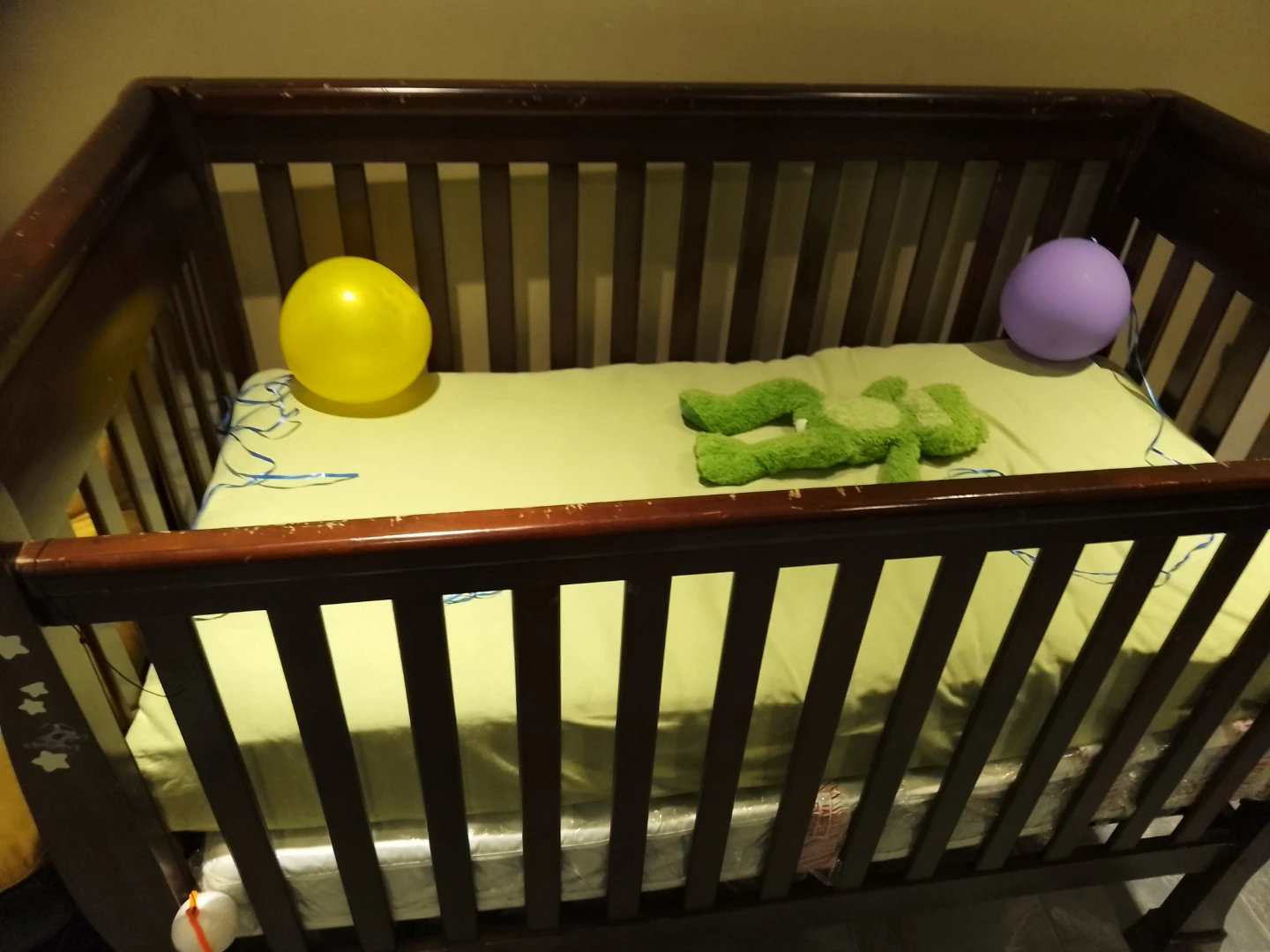 Wooden Baby Crib with Mattress - photo 5