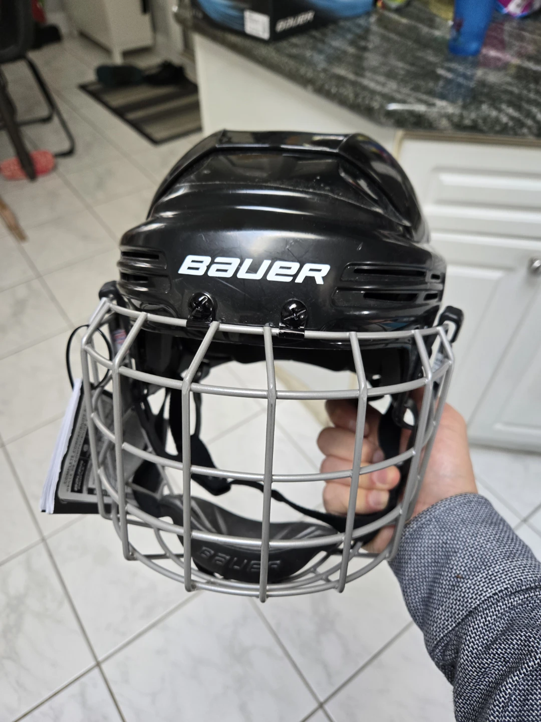 Kids hockey helmet medium - photo 5