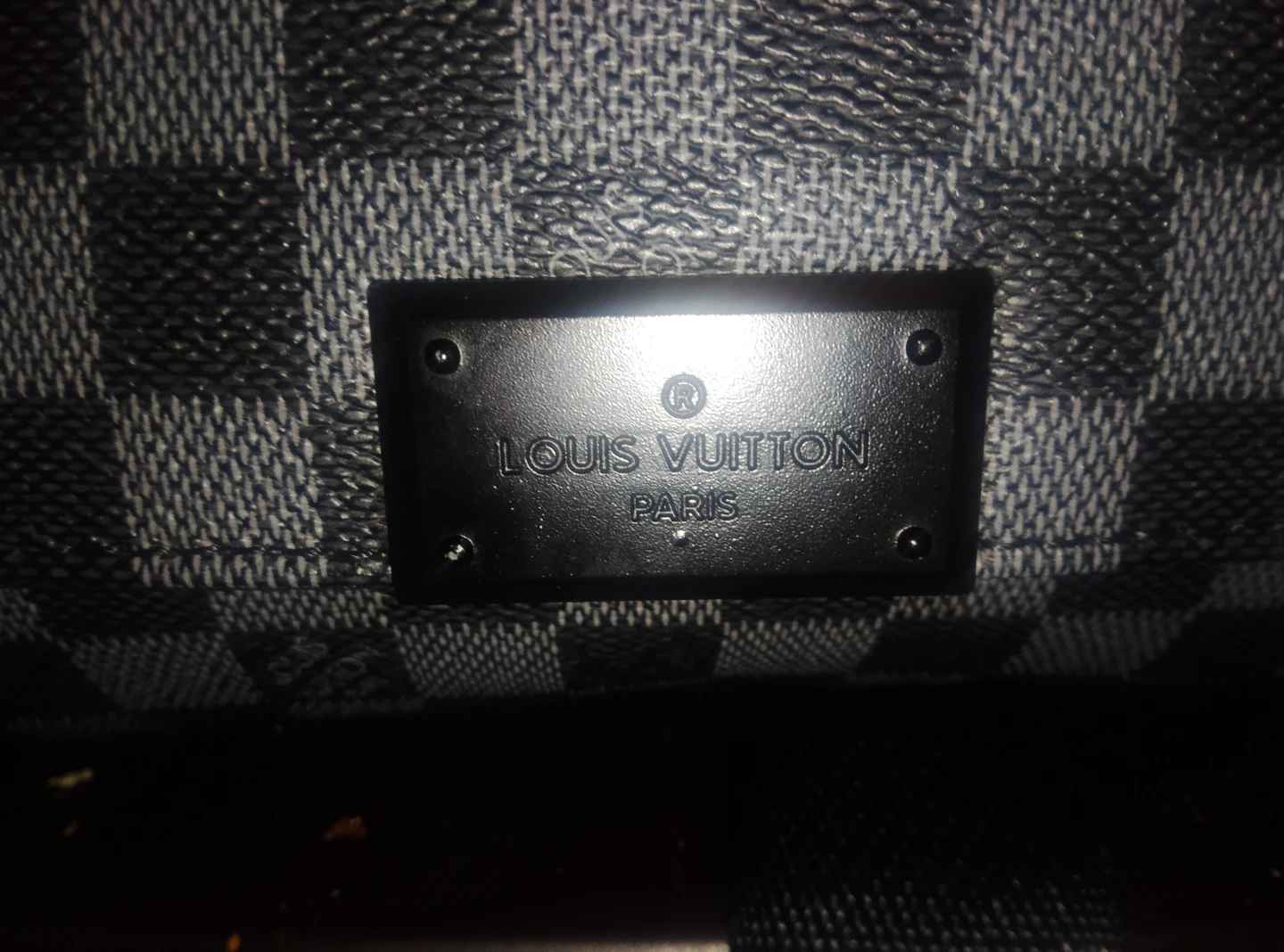 Louis Vuitton Damier Ebene Messenger Bag - photo 2